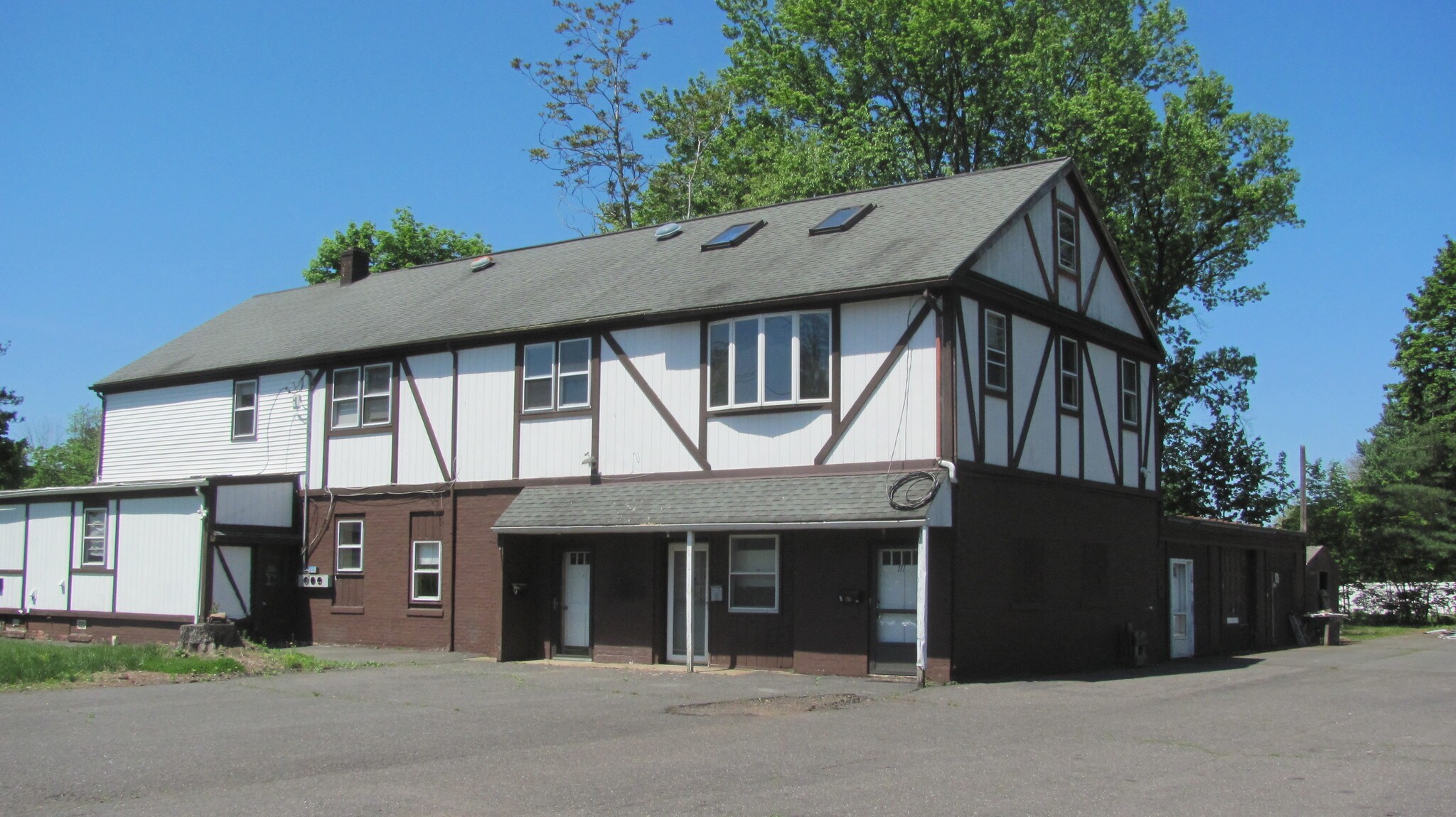 111 Laurel Ct, Plainville, CT for sale Other- Image 1 of 1