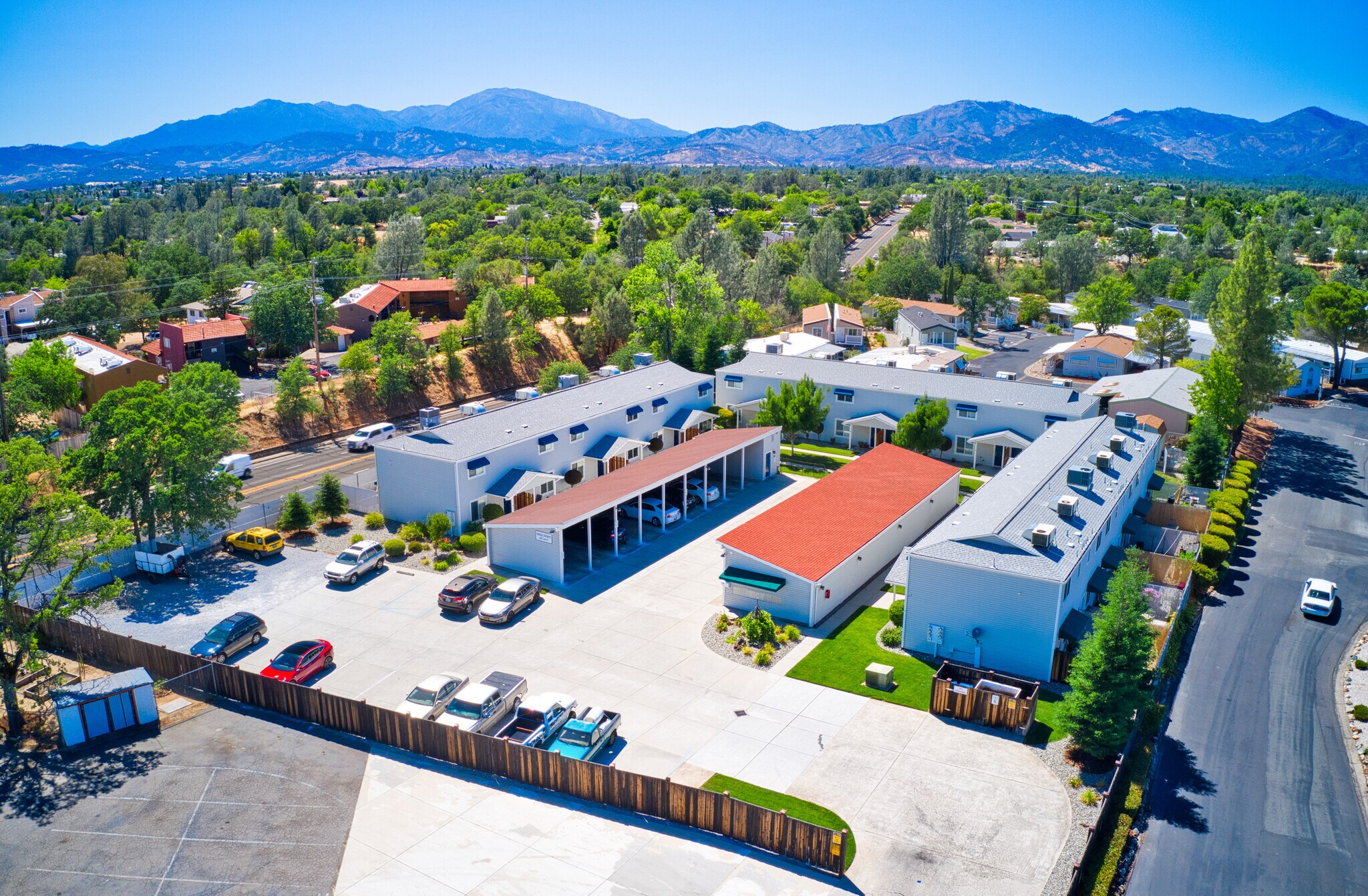 4296 Clay St, Redding, CA for sale Primary Photo- Image 1 of 1