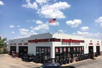 More details for 200 Financial Rd, Hollister, MO - Retail for Sale