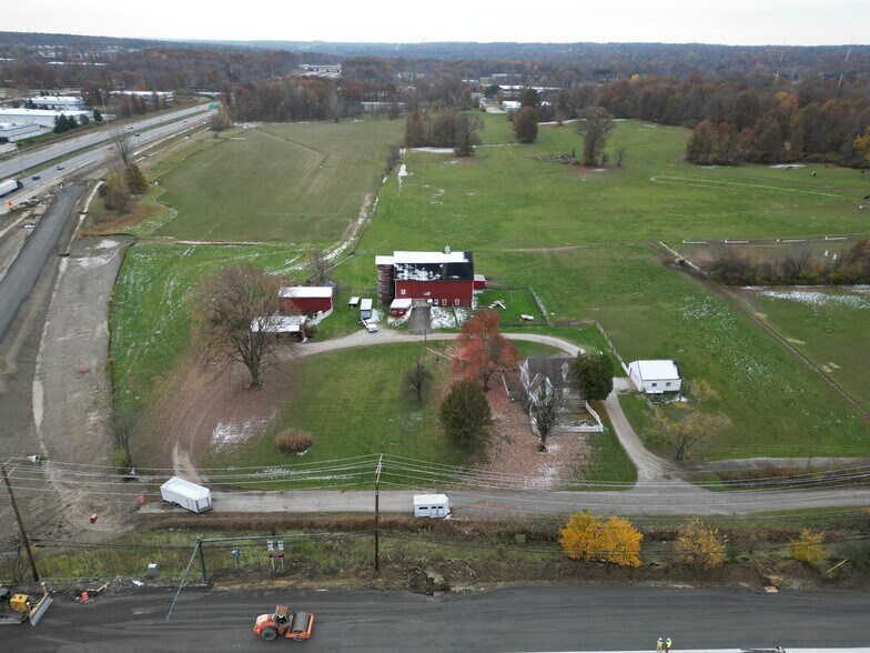 6530 Miller Rd, Brecksville, OH for sale - Aerial - Image 2 of 4
