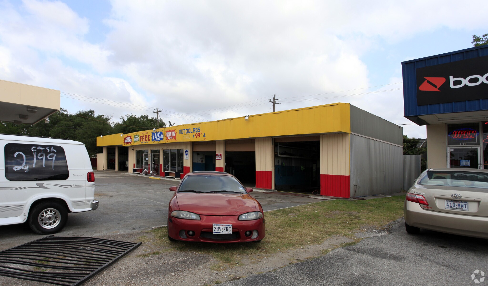 802 Edgebrook Dr, Houston, TX for sale Primary Photo- Image 1 of 1