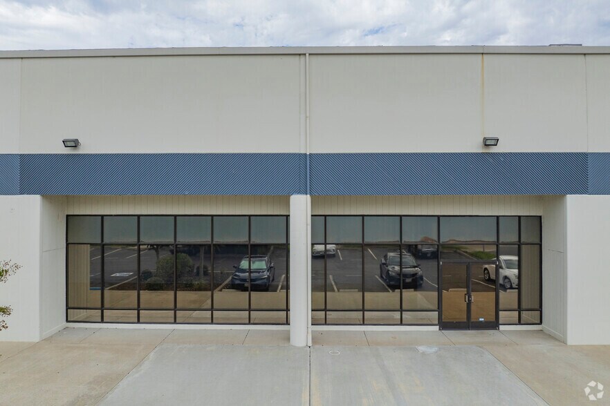 2615 Boeing Way, Stockton, CA for sale - Building Photo - Image 2 of 9