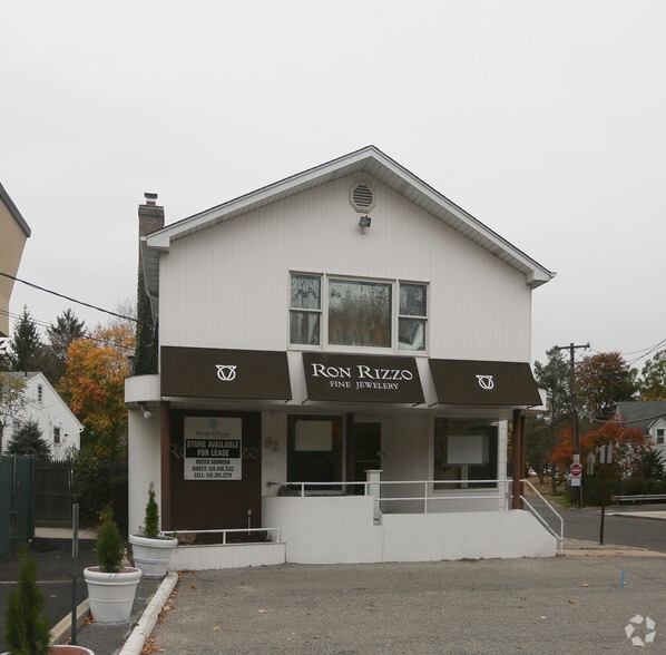 62 Glen Cove Rd, Roslyn Heights, NY for lease - Building Photo - Image 3 of 41