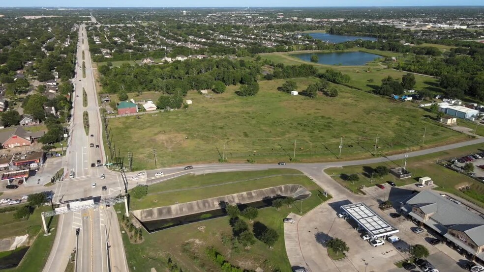 10522 Hughes Ranch Rd, Pearland, TX for sale - Commercial Listing Video - Image 1 of 7