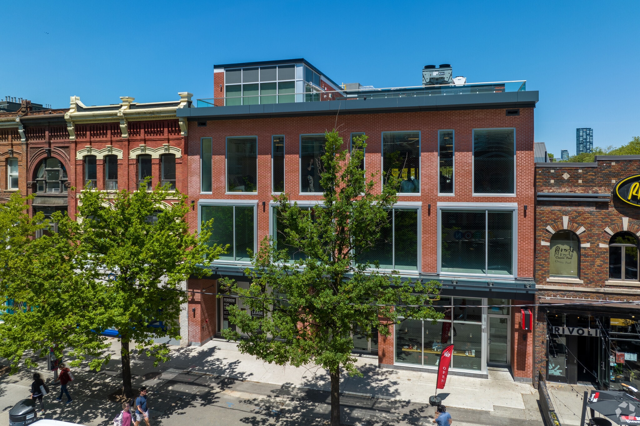 336 Queen St W, Toronto, ON for lease Primary Photo- Image 1 of 5