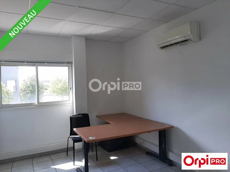Office in Valence for lease Interior Photo- Image 1 of 9