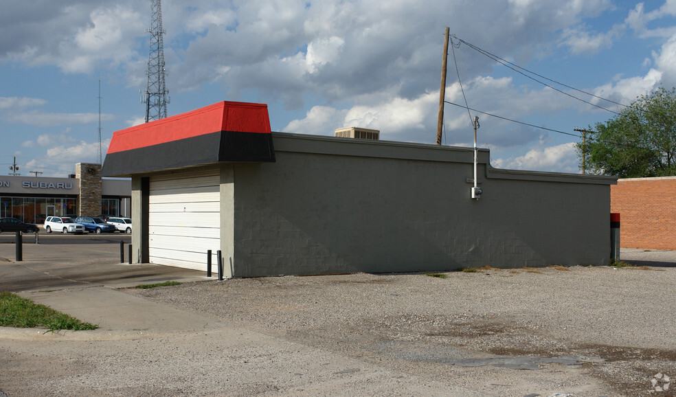 car wash lubbock 19th street