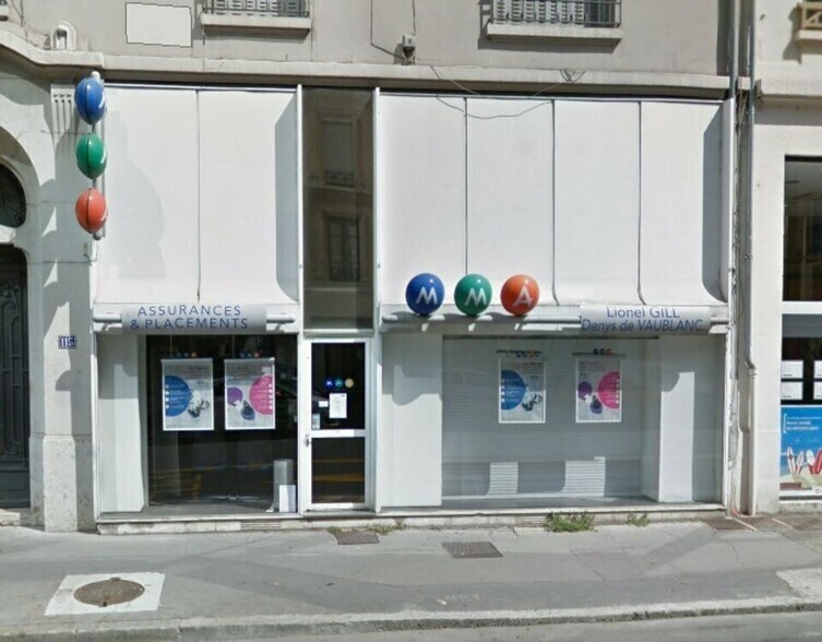 Retail in Lyon for lease - Building Photo - Image 1 of 10