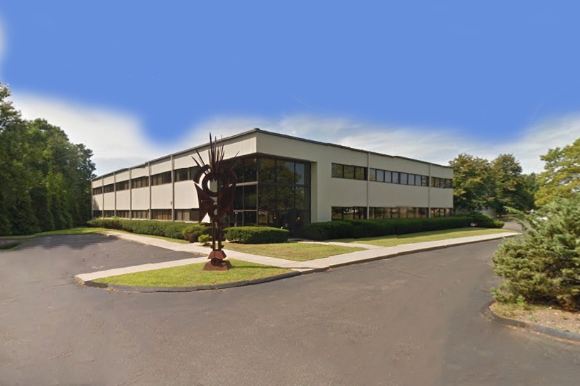 135 Research Dr, Milford, CT for lease - Building Photo - Image 1 of 21