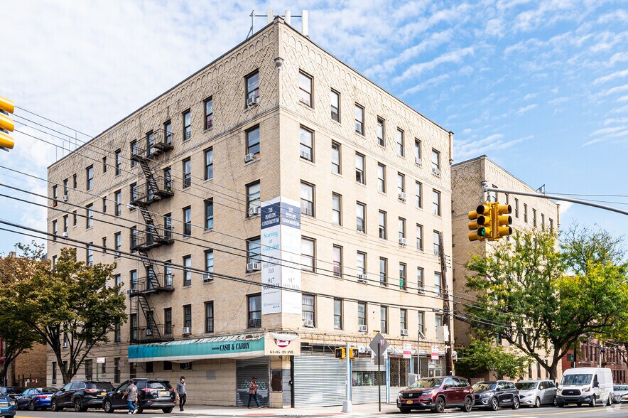 Multifamily in Woodside, NY for sale - Primary Photo - Image 1 of 1