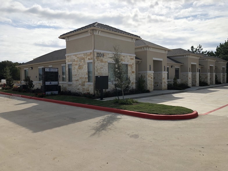 11027 Northpointe Blvd, Tomball, TX for sale - Building Photo - Image 1 of 1