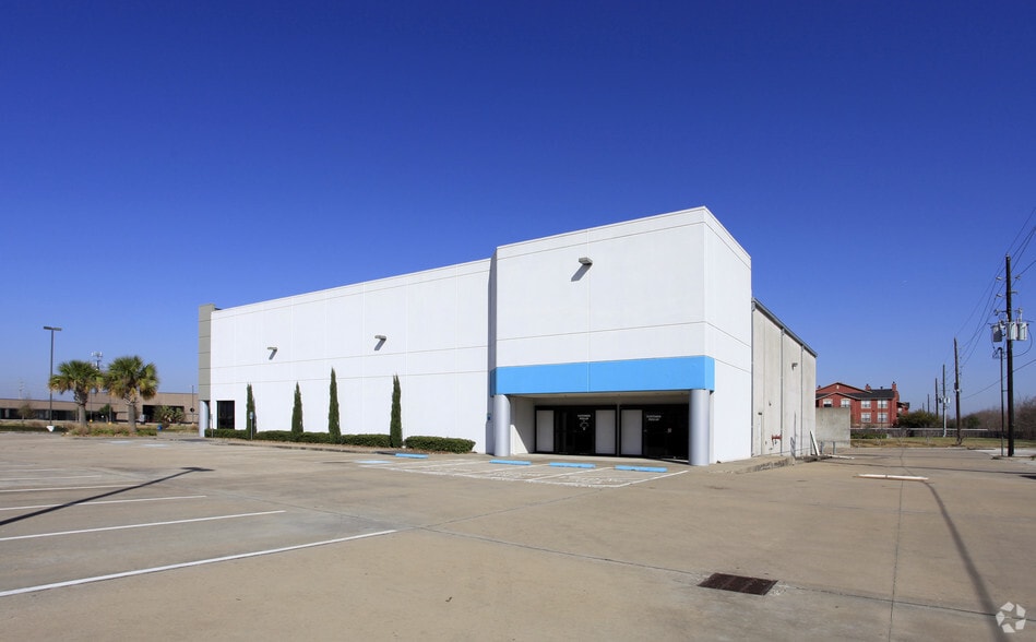 2411 S Eldridge Pky, Houston, TX for sale - Building Photo - Image 3 of 35