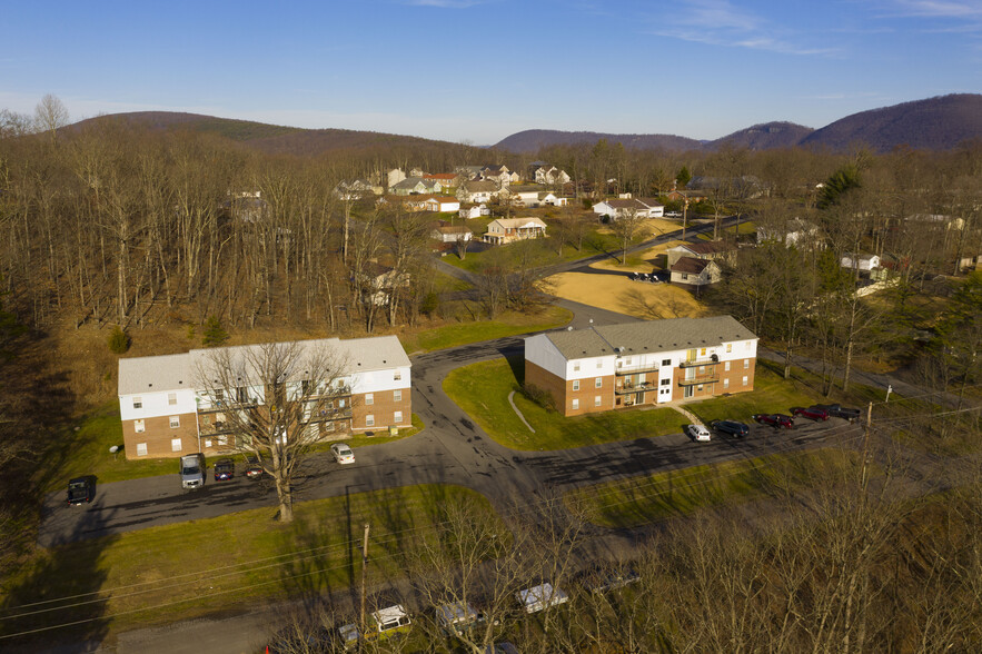 14201 Cedarwood Dr SW, Cresaptown, MD for sale - Building Photo - Image 1 of 1