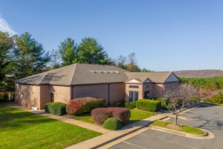 More details for 555 Hospital Dr, Warrenton, VA - Office for Lease