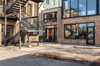 2425 W 14th St, Chicago, IL for lease Building Photo- Image 1 of 36