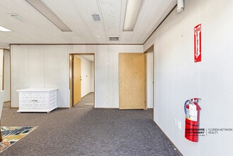 5876 Old Timuquana Rd, Jacksonville, FL for lease Interior Photo- Image 2 of 27