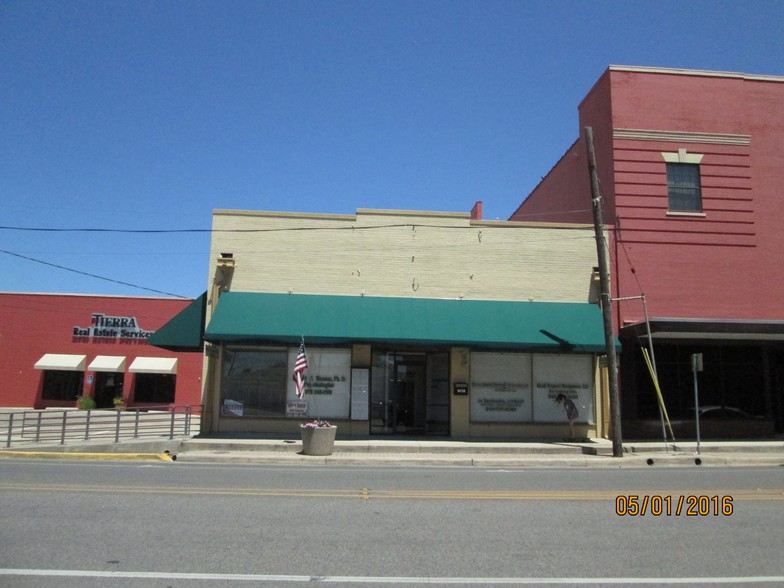 209 W California St, Gainesville, TX for sale - Building Photo - Image 1 of 1