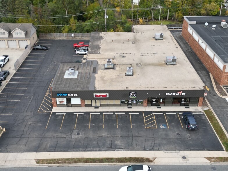 406-414 W Ogden Ave, Downers Grove, IL for sale - Building Photo - Image 3 of 5