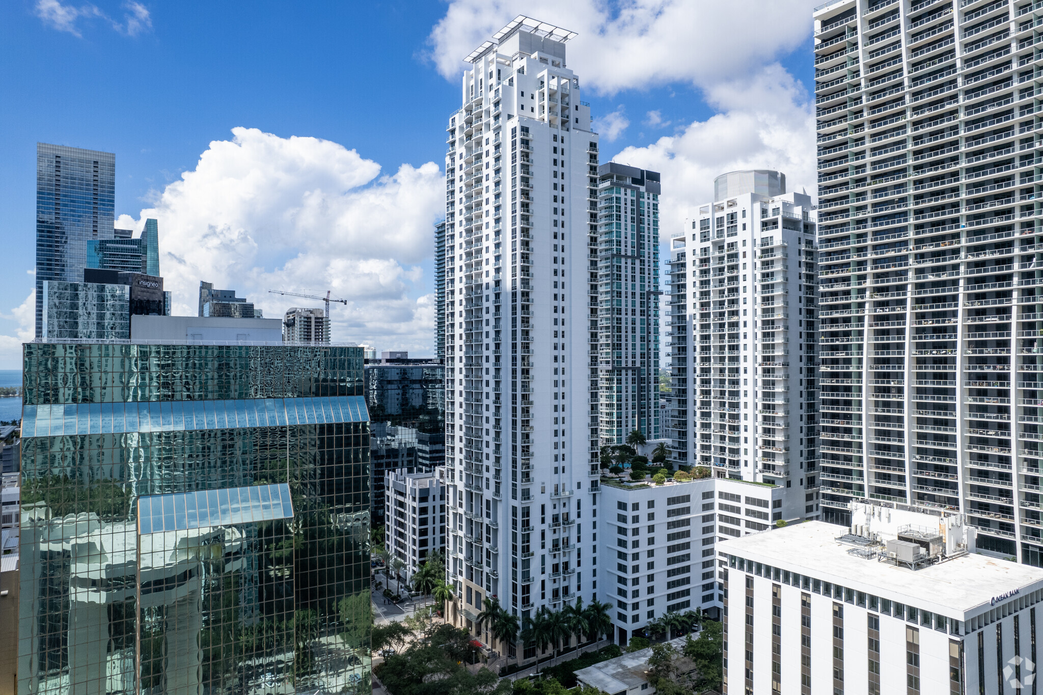 1060 Brickell Ave, Miami, FL 33131 - Avenue On Brickell | LoopNet