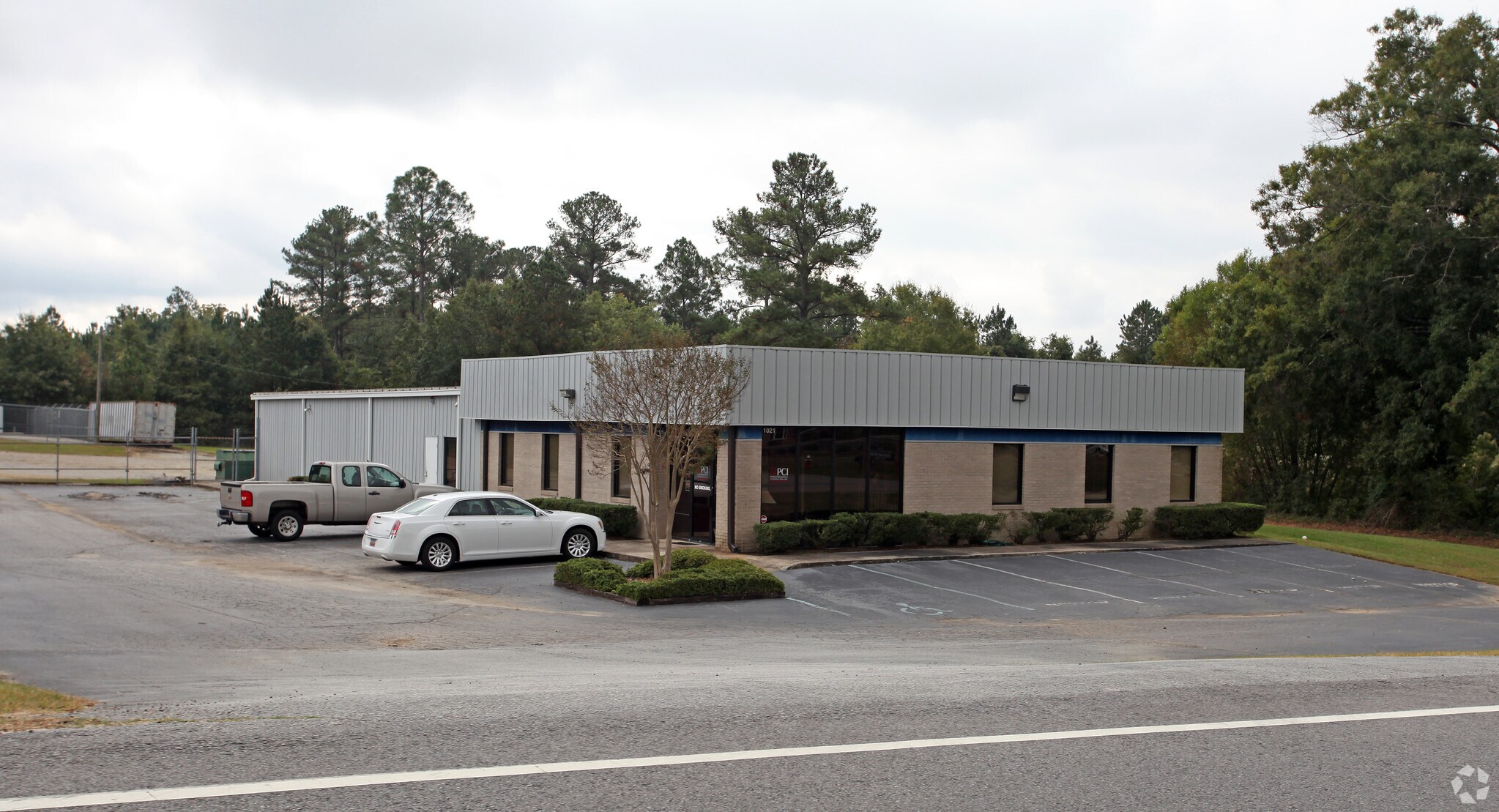 1021 Kinley Rd, Irmo, SC for sale Primary Photo- Image 1 of 1