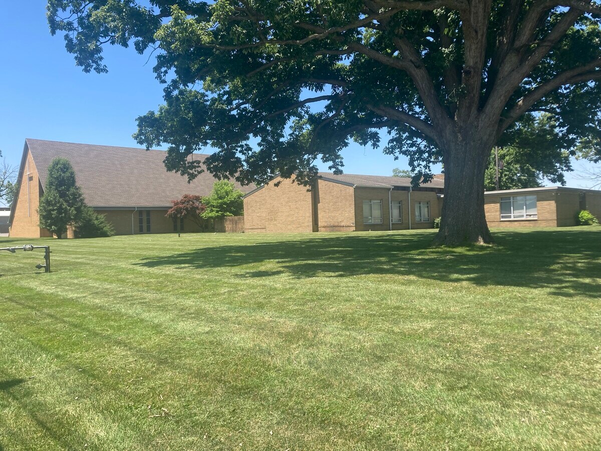 3750 Sullivant Ave, Columbus, OH 43228