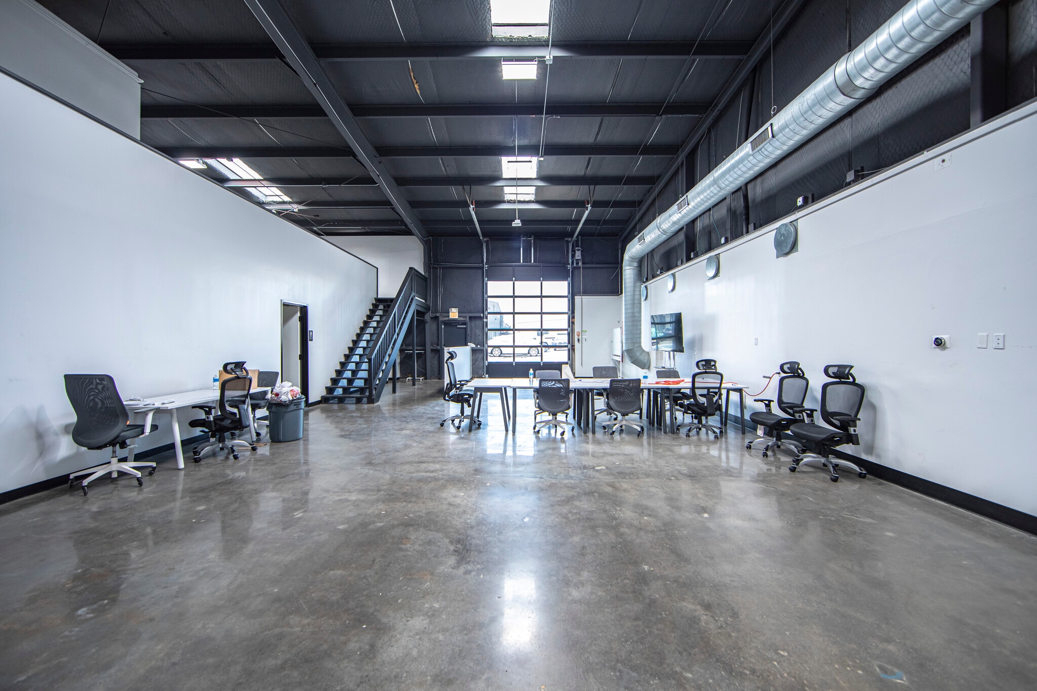 440 E Saint Elmo Rd, Austin, TX for lease Building Photo- Image 1 of 7