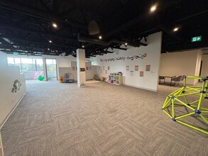 1707 Thornton Rd N, Oshawa, ON for lease Interior Photo- Image 2 of 6