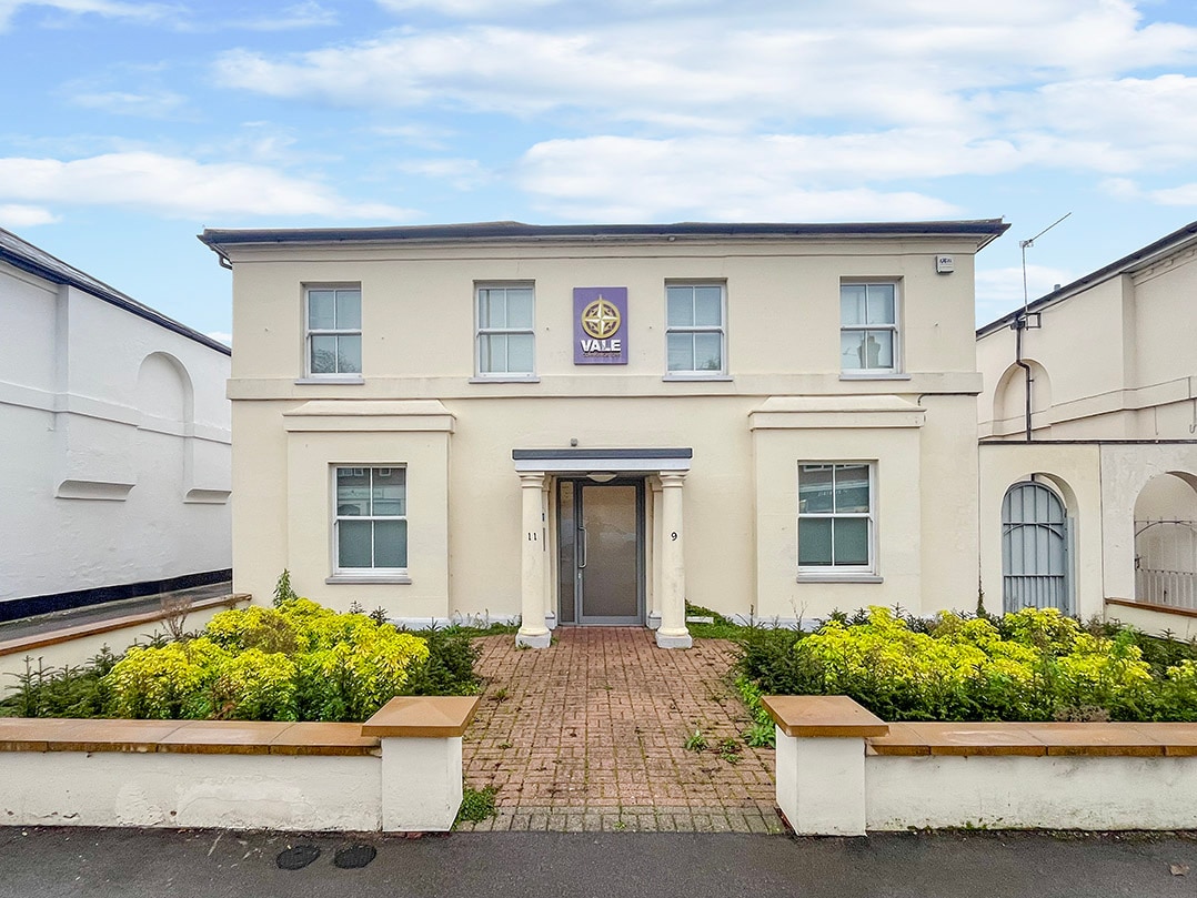 9-11 Alexandra Rd, Farnborough for lease Building Photo- Image 1 of 16