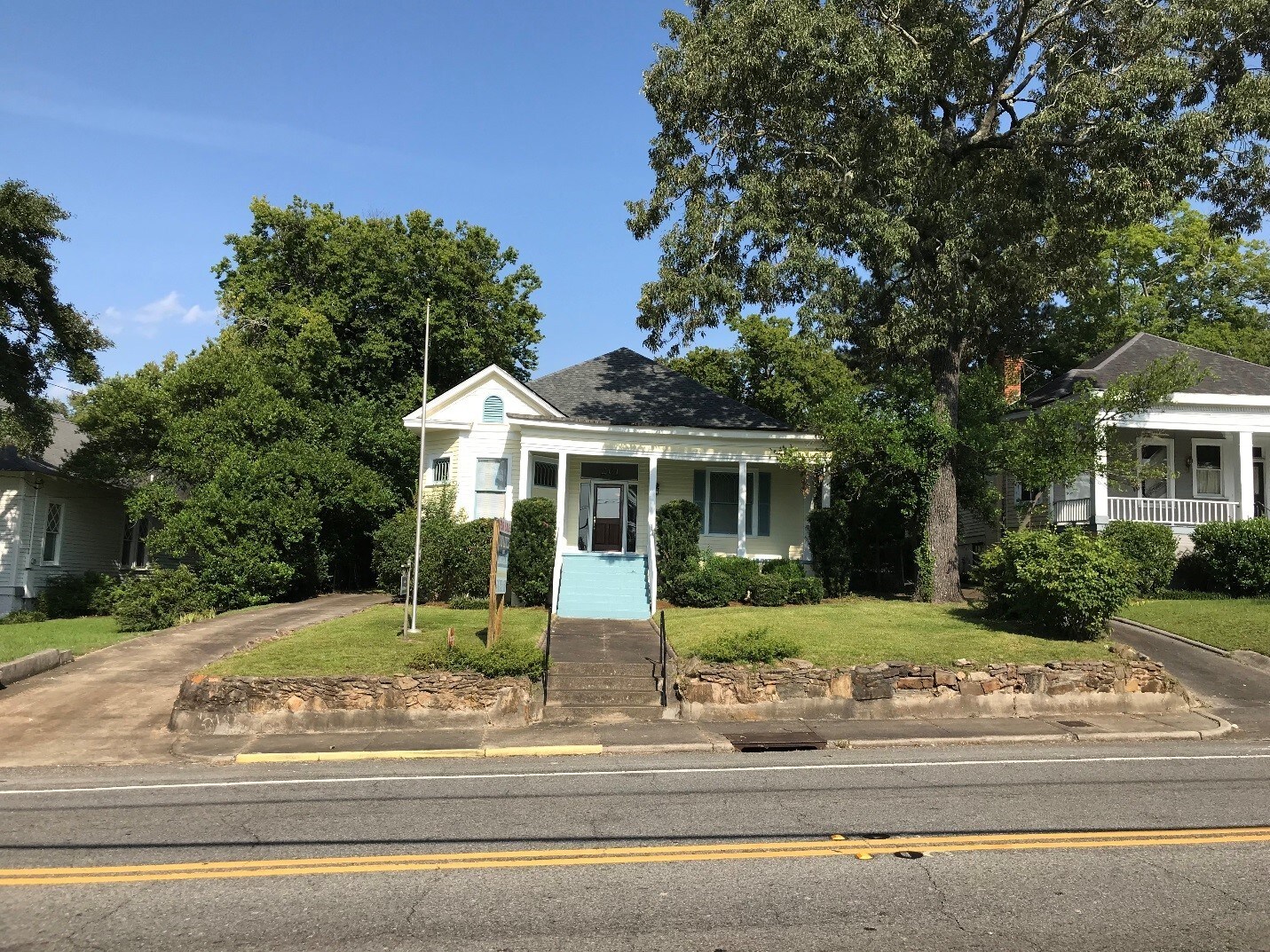 261 Pierce Ave, Macon, GA for sale Primary Photo- Image 1 of 1