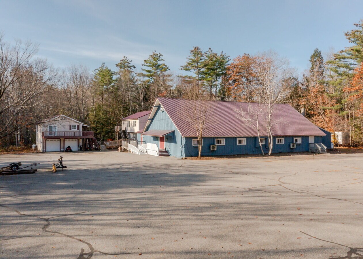 62 Chicopee Rd, Buxton, ME 04093 Mixed Use/Event Center Investment