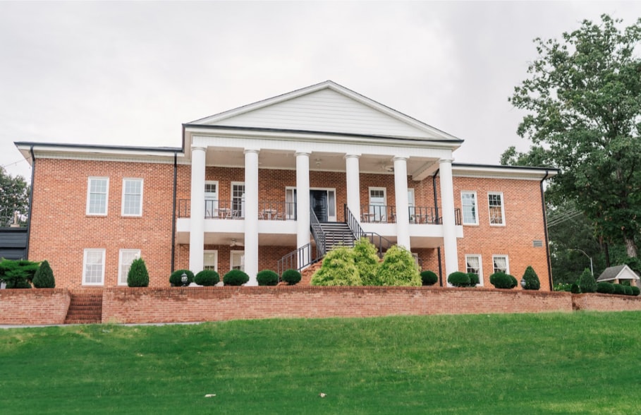 260 Club House Rd, Roxboro, NC for sale - Primary Photo - Image 1 of 1