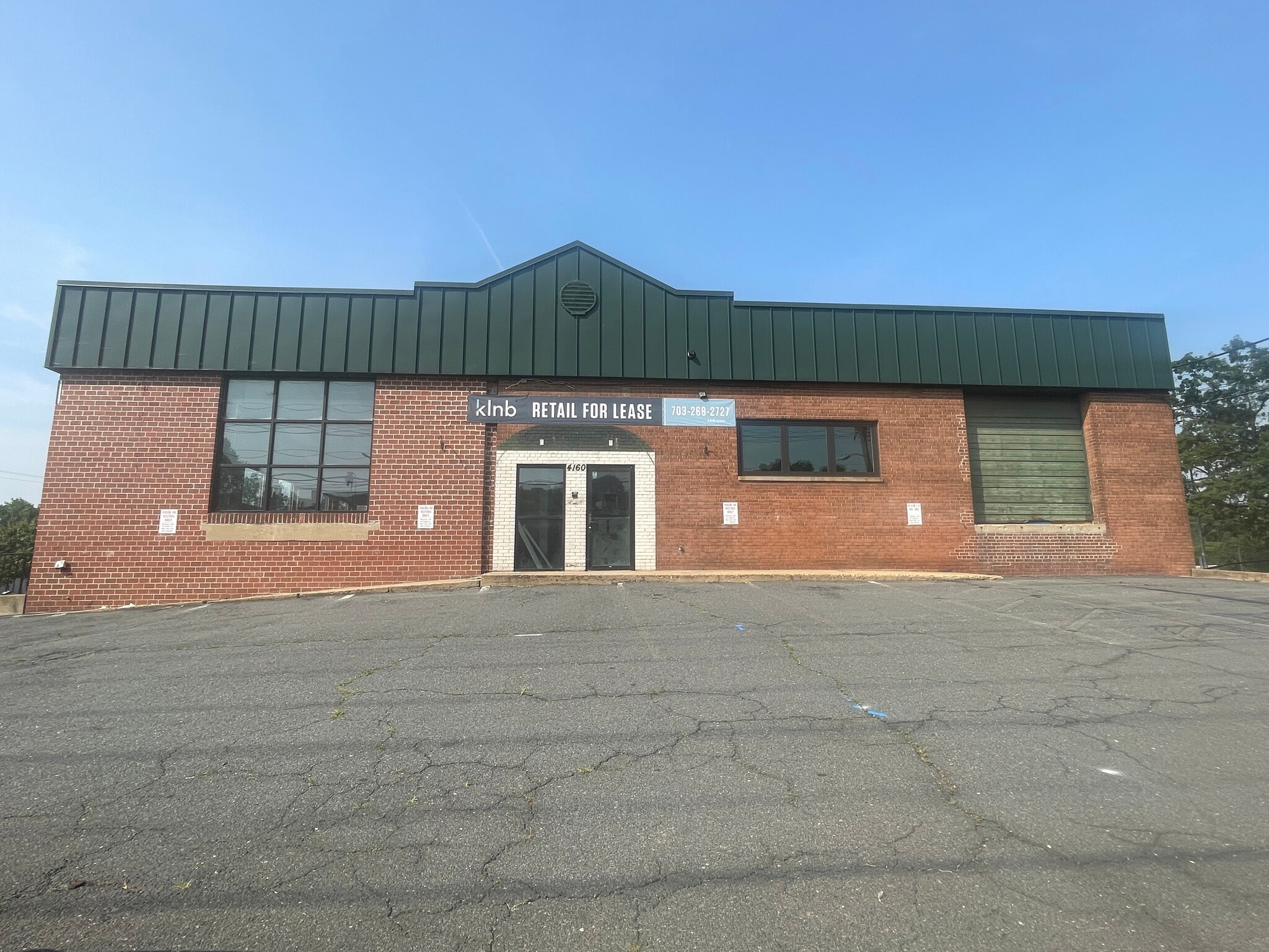 4160 S Four Mile Run Dr, Arlington, VA for lease Building Photo- Image 1 of 5