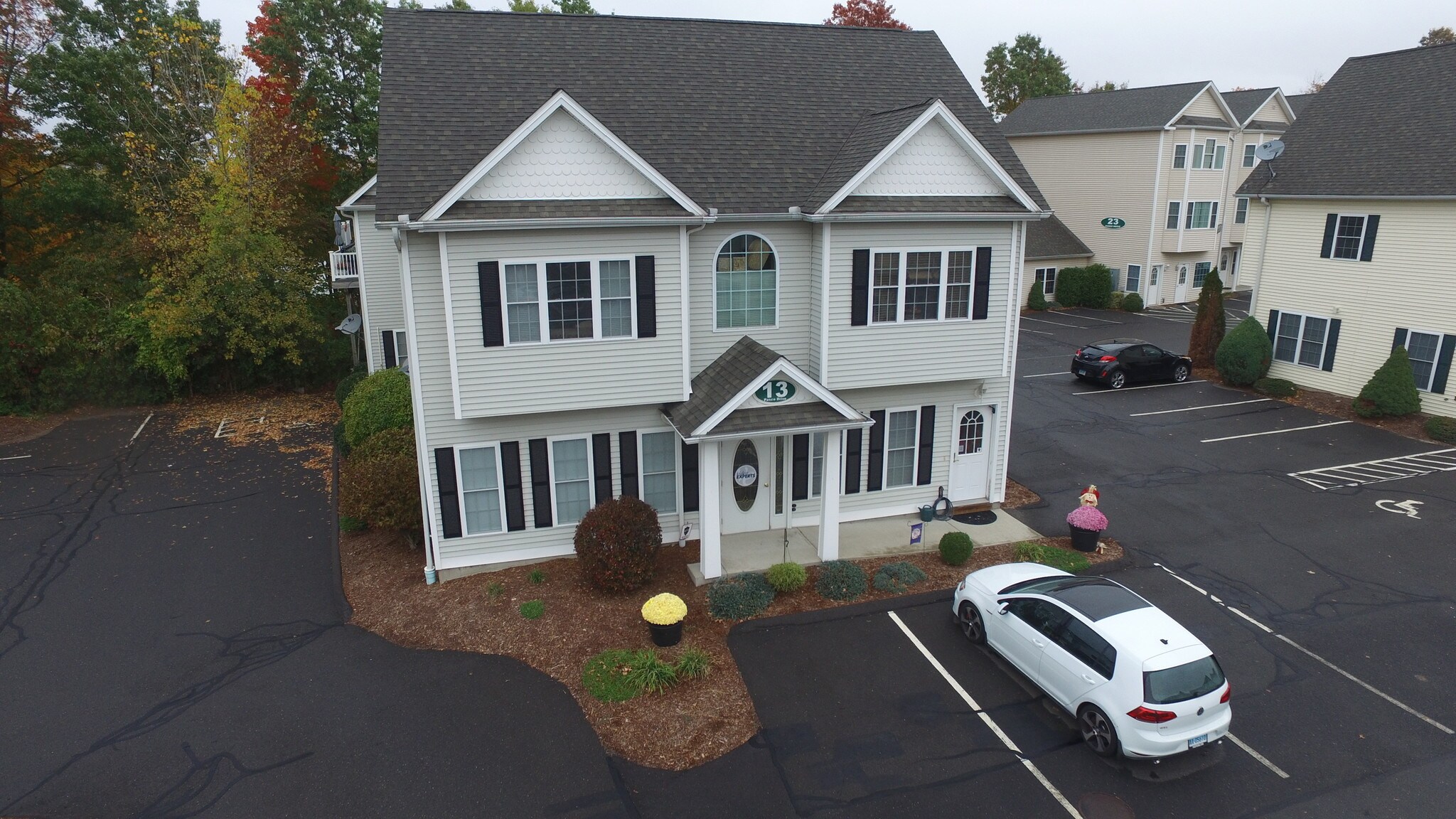 13A Pasco Dr, East Windsor, CT for sale Primary Photo- Image 1 of 1