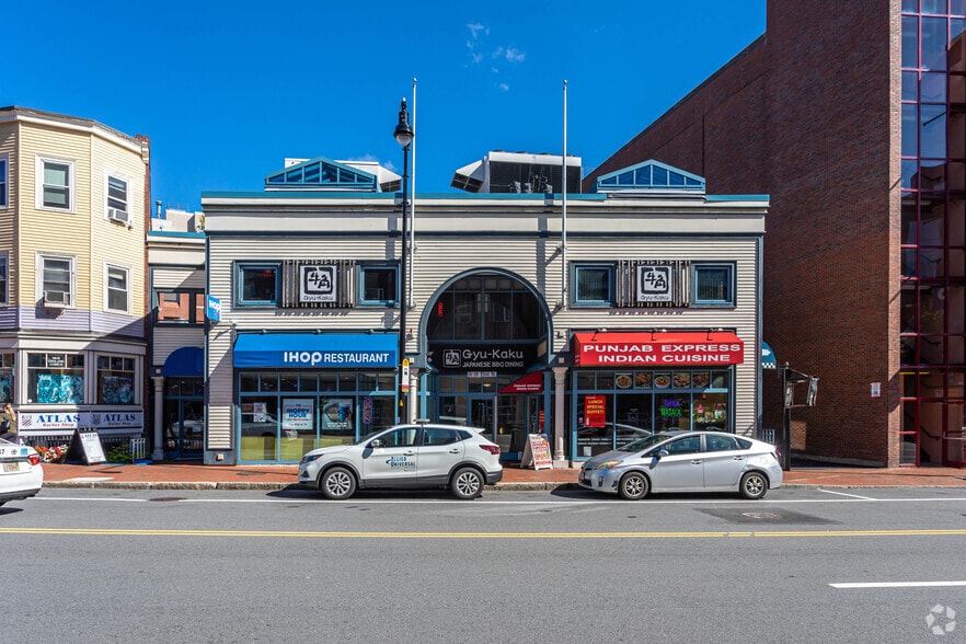 16-18 Eliot St, Cambridge, MA for lease - Building Photo - Image 3 of 3