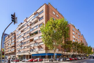 More details for Calle Alustante, 3, Madrid - Multifamily for Sale