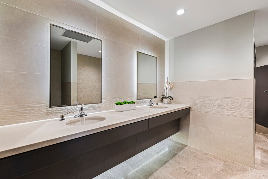 3100 Edloe St, Houston, TX for sale - Interior Photo - Image 2 of 6