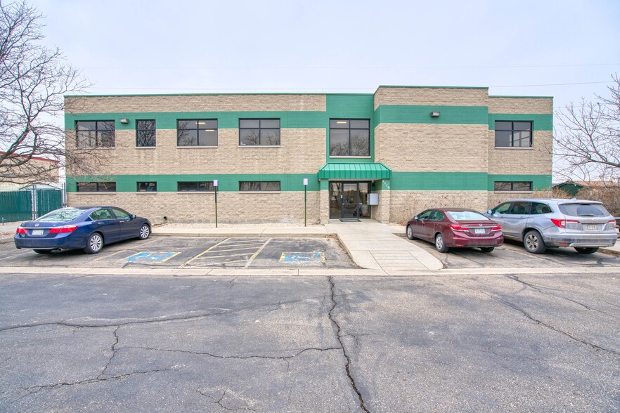 1110 Boston Ave, Longmont, CO for lease - Building Photo - Image 1 of 7