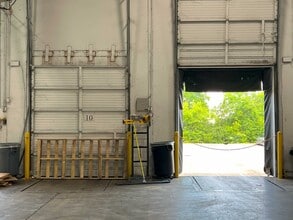 1224-1230 Heil Quaker Blvd, La Vergne, TN for lease Interior Photo- Image 2 of 4