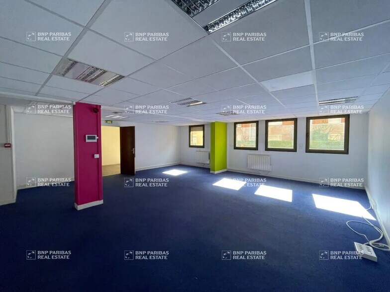 43 Rue Caumartin, Dunkerque for lease - Interior Photo - Image 2 of 14