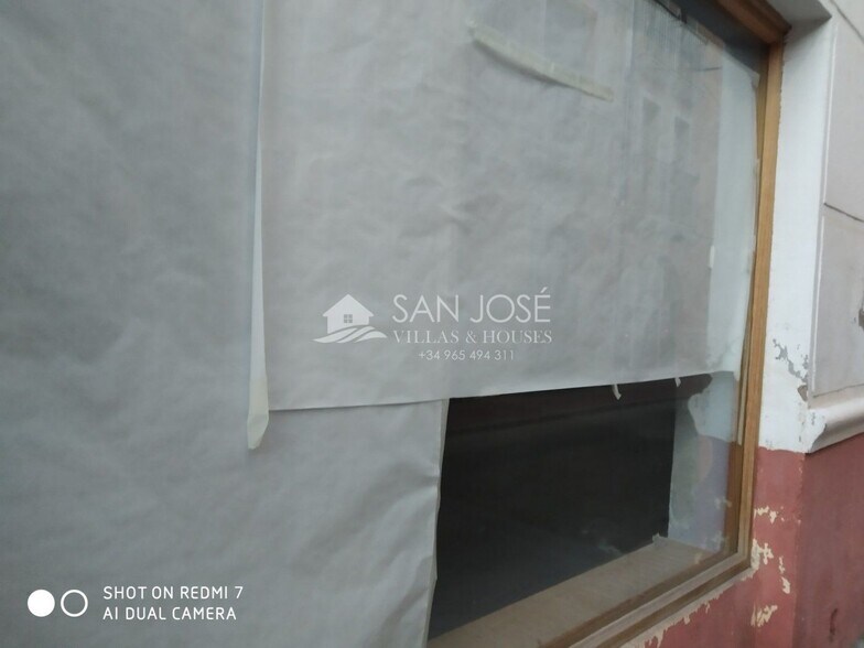 Retail in Alicante for lease - Building Photo - Image 3 of 6