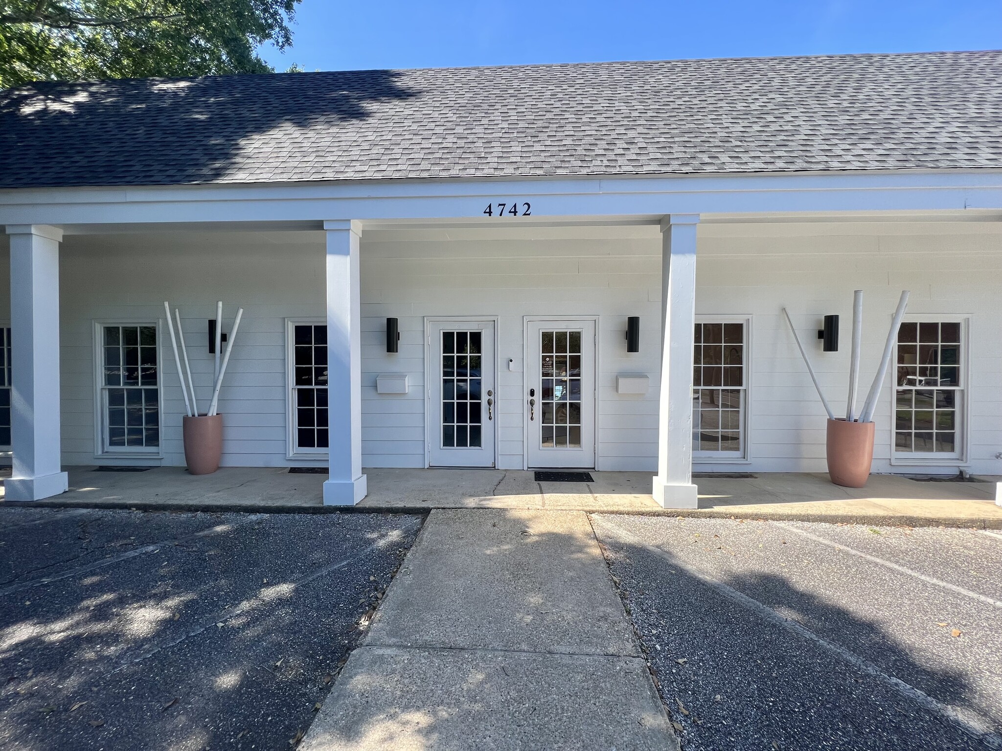 4742 Airport Blvd, Mobile, AL for sale Building Photo- Image 1 of 1