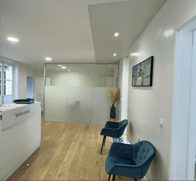18 Rue De L'Arcade, Paris for lease - Interior Photo - Image 2 of 5
