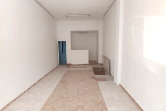 Retail in Madrid, MAD for lease Interior Photo- Image 2 of 3