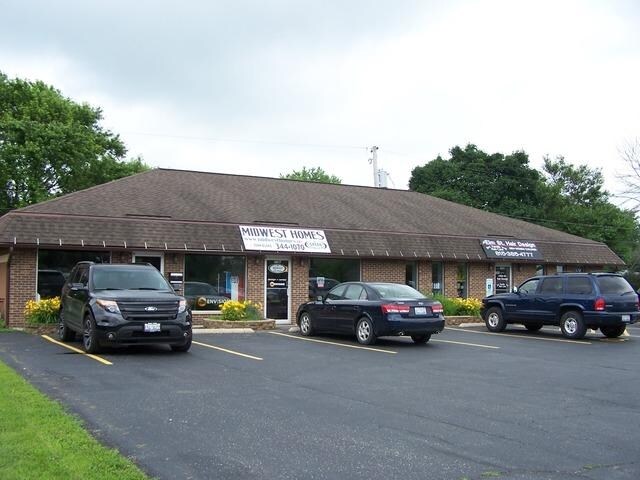 4817 W Elm St, McHenry, IL for sale - Primary Photo - Image 1 of 1