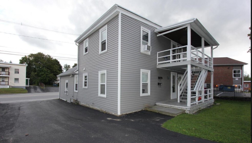 176 East Ave, Lewiston, ME for sale - Primary Photo - Image 1 of 1