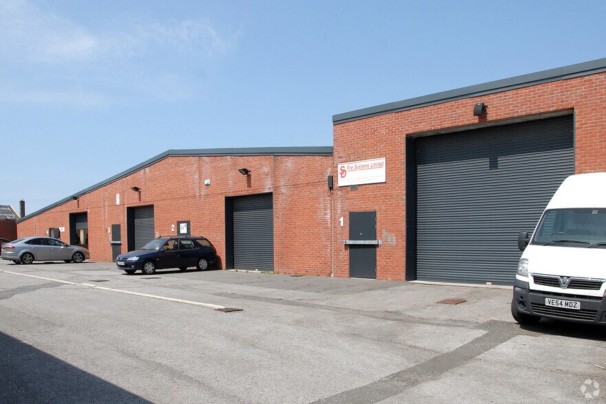 2 Livingstone St, Birkenhead for lease - Building Photo - Image 2 of 4