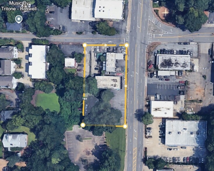 Historic Downtown Roswell- .89 Acres portfolio of 3 properties for sale on LoopNet.com - Building Photo - Image 2 of 9