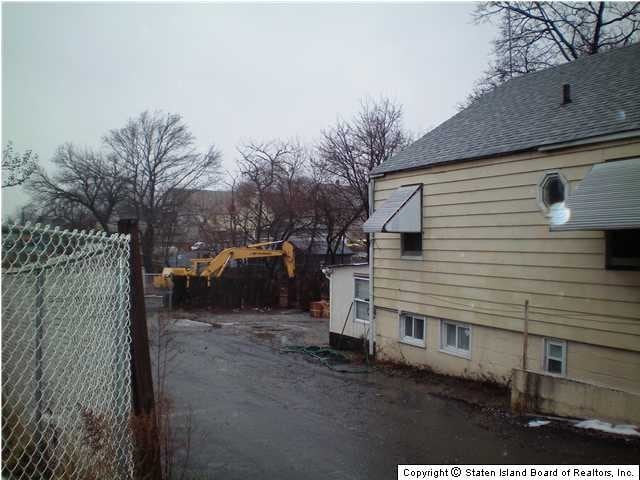 4439 Arthur Kill Rd, Staten Island, NY for sale - Building Photo - Image 3 of 22
