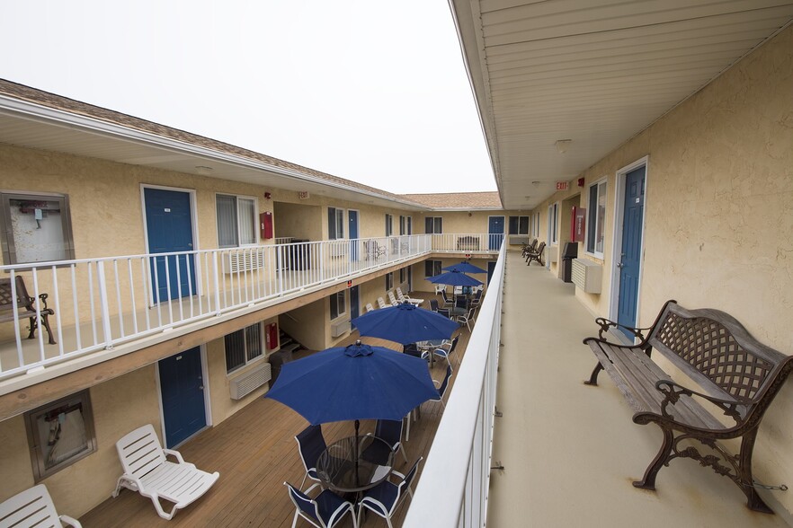 53 Hancock Ave, Seaside Heights, NJ for sale - Building Photo - Image 3 of 6