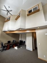 2715 E 31st Ave, Spokane, WA for sale Interior Photo- Image 2 of 10